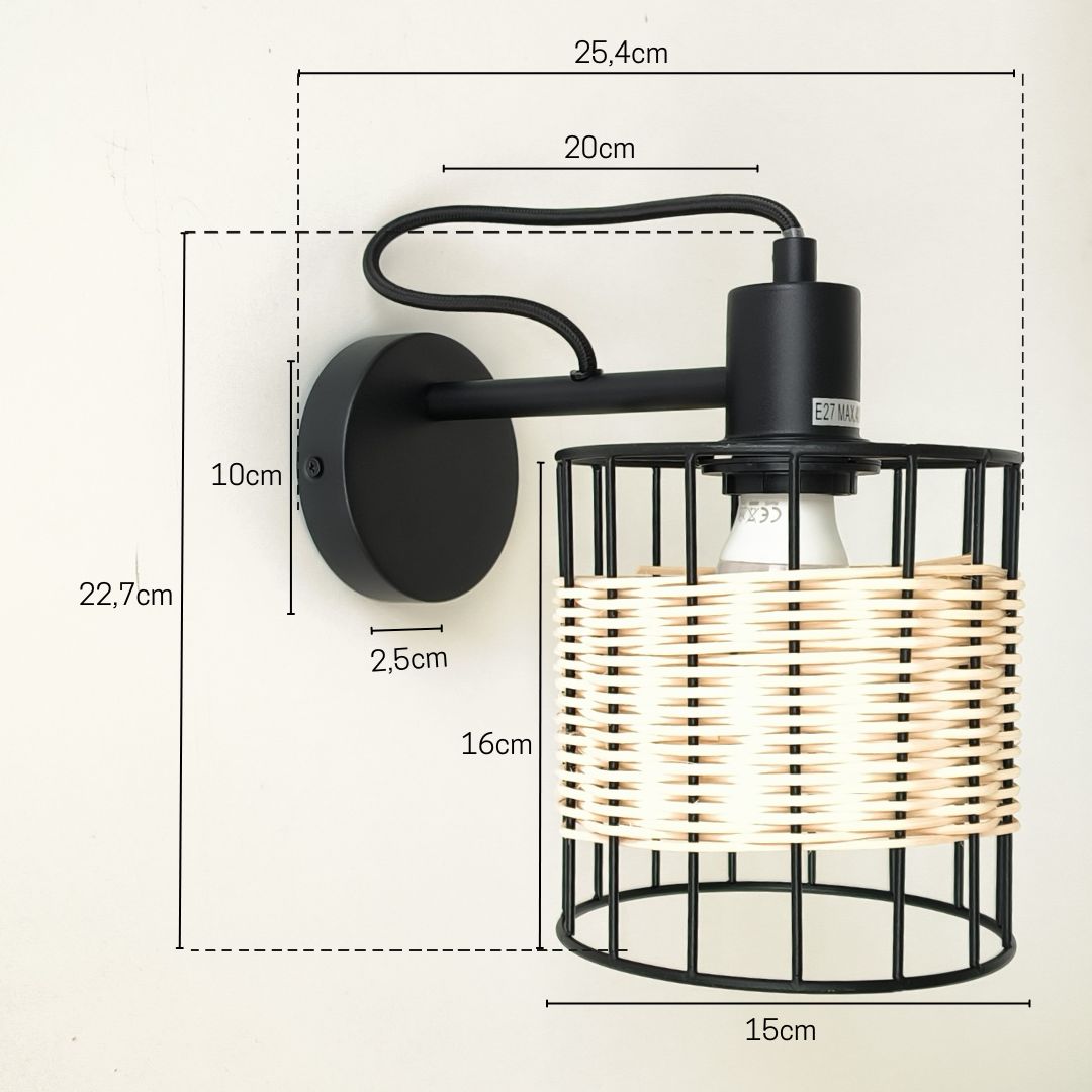 Applique Balder en rotin et métal noir