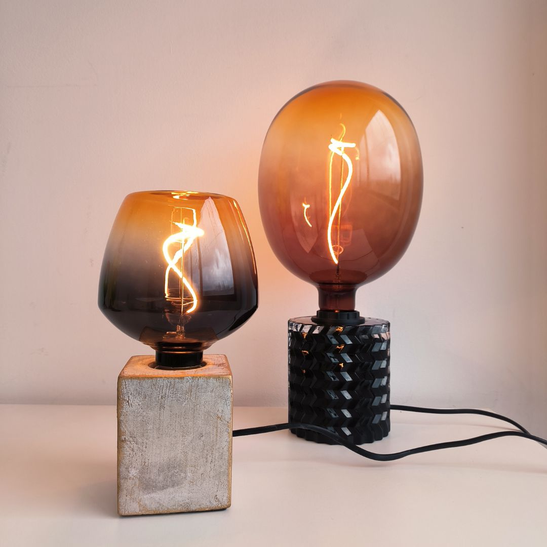 Bombilla LED Decorativa E27 4W 1800K Filamento Óvalo Degradado Marrón y Naranja 2
