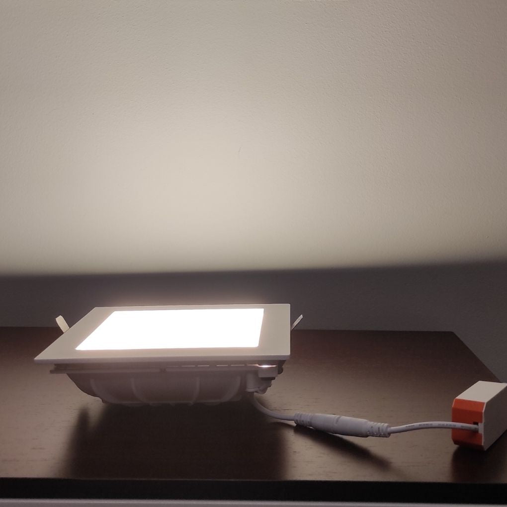 Downlight LED Empotrable Regulable 12W Cuadrado con Led Oculto y Corte 131mm