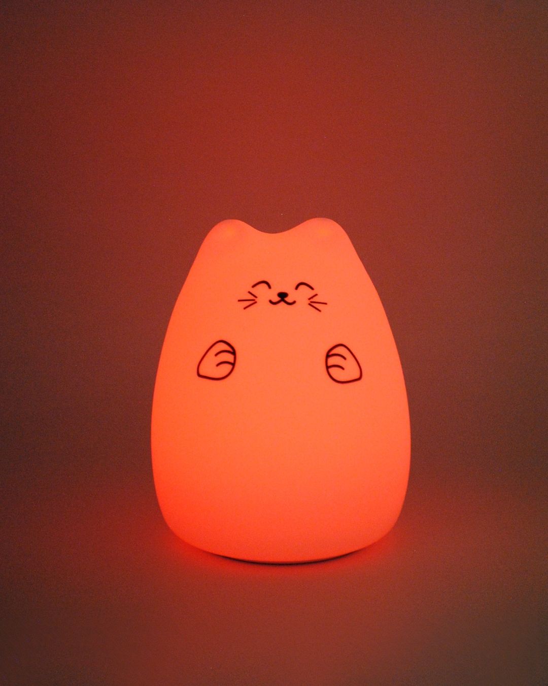 Luz noturna LED de gato de silicone com USB.