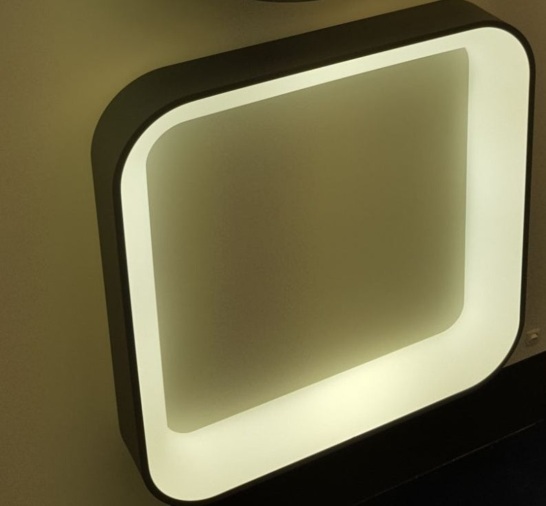 Plafón LED Cuadrado Gris 50W 4200K: Iluminación Clara y Elegante