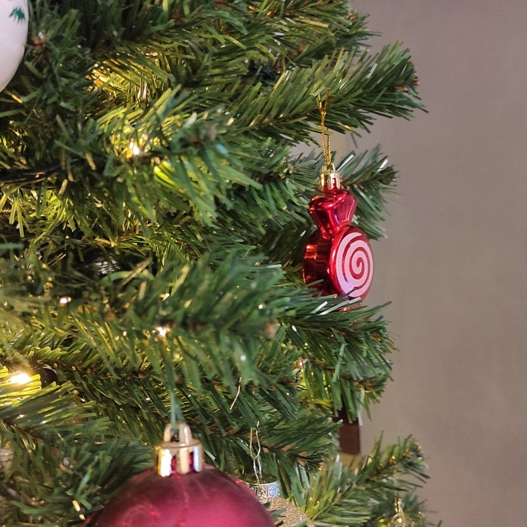 Árvore de Natal com 260 Luzes Led Quentes 180cm