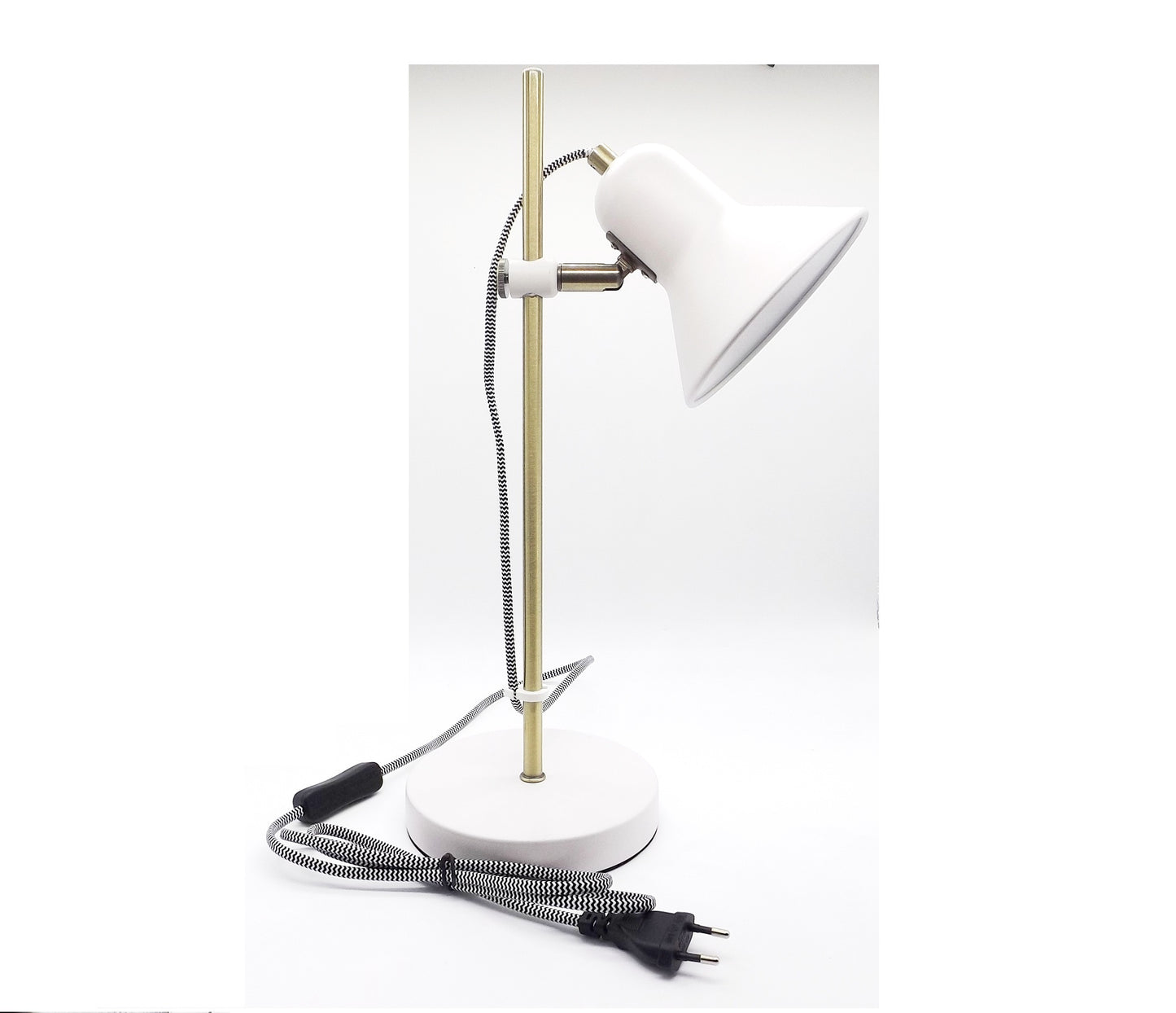 Candeeiro de mesa em metal com abajur ajustável branco e base dourada