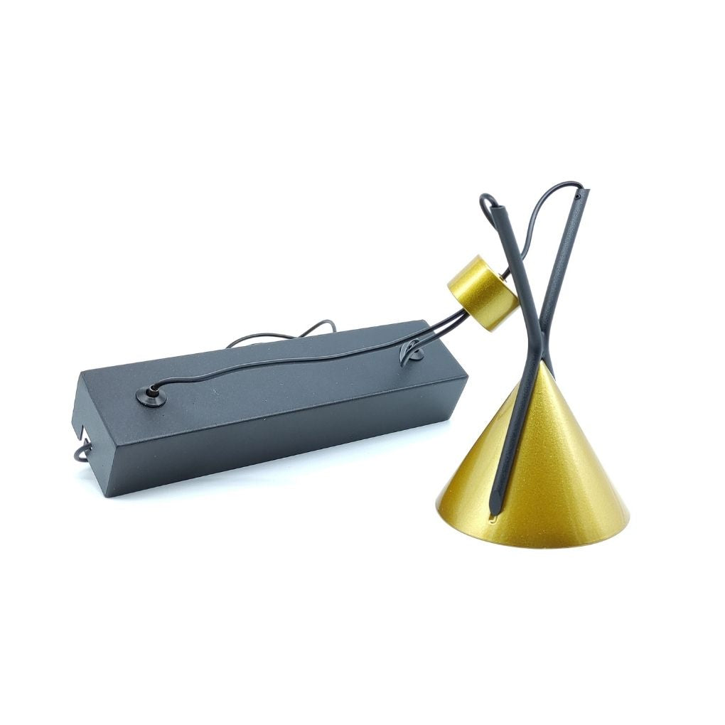 Suspension LED Eir avec 1 spot 3W 3000K en noir et or