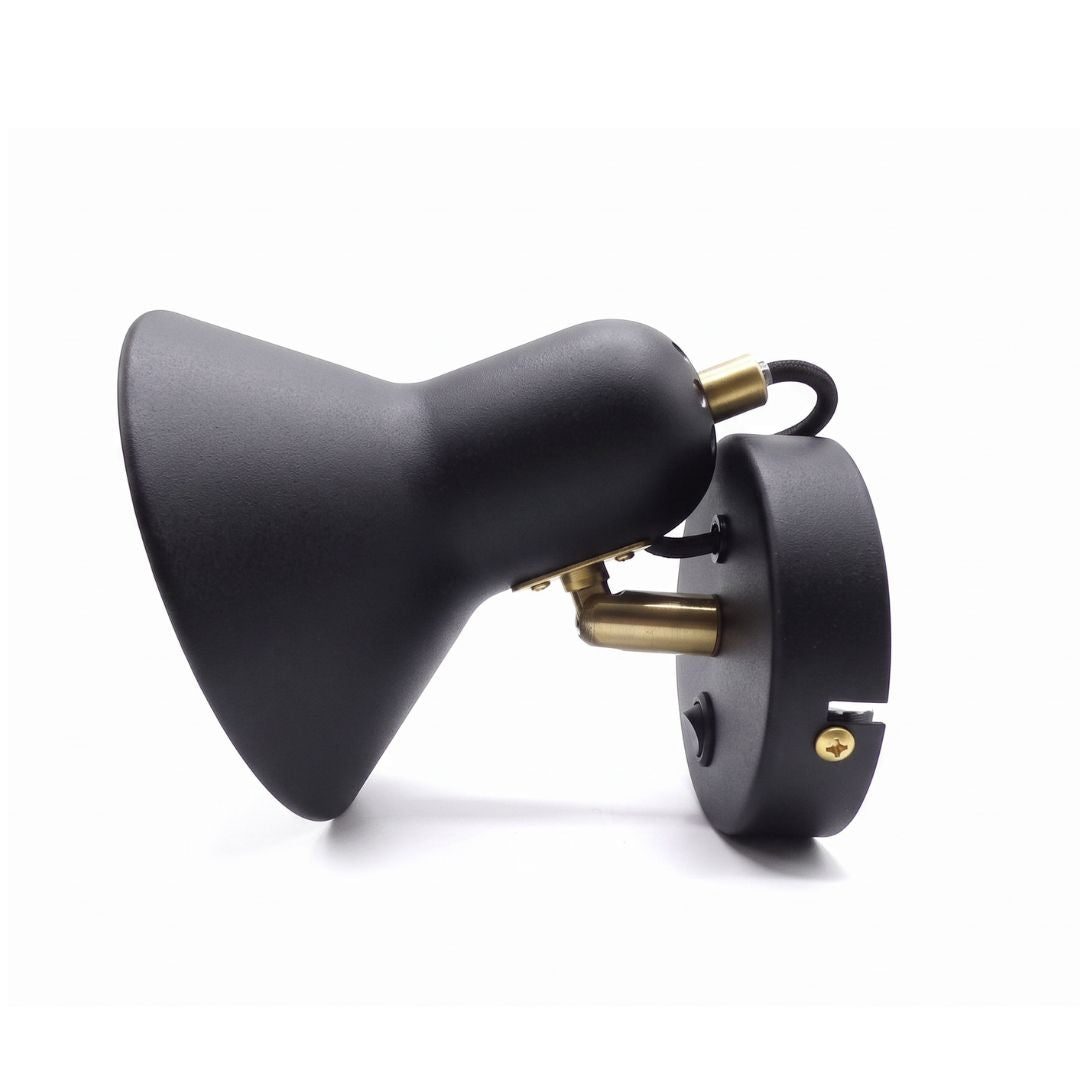 Aplique de Pared con Interruptor Direccionable de Metal