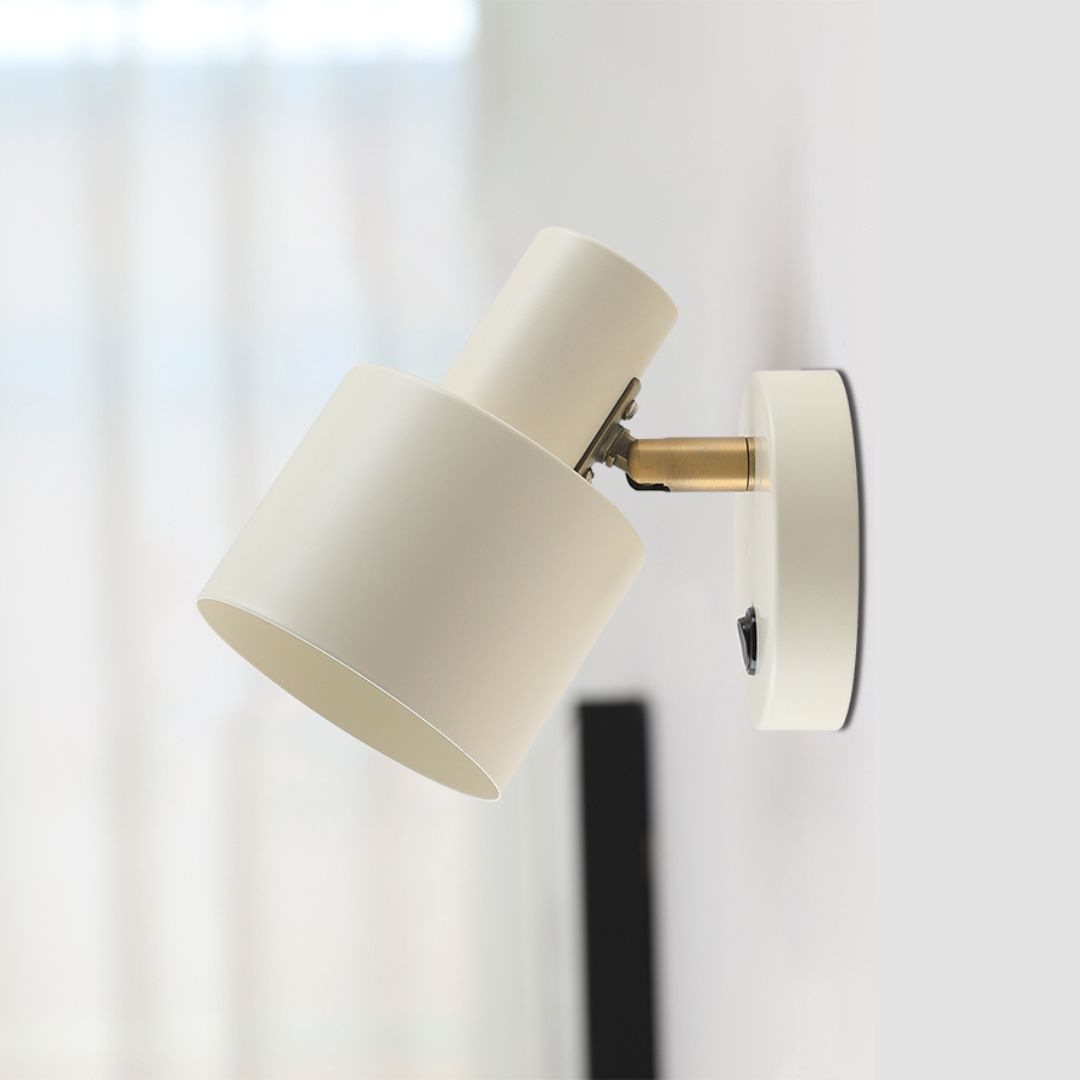 Aplique de pared con Interruptor Serantes, Lámpara de Metal Orientable