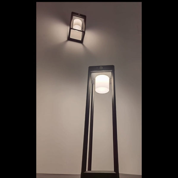 Baliza Solar Led Aluminio Negro con Sensor de Movimiento y Crepuscular 3000k