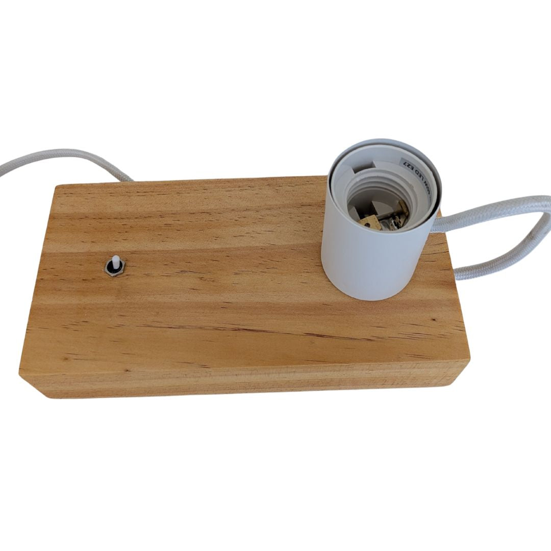 Candeeiro de mesa LED recarregável de 1,5 W com mudança de tom e intensidade de luz