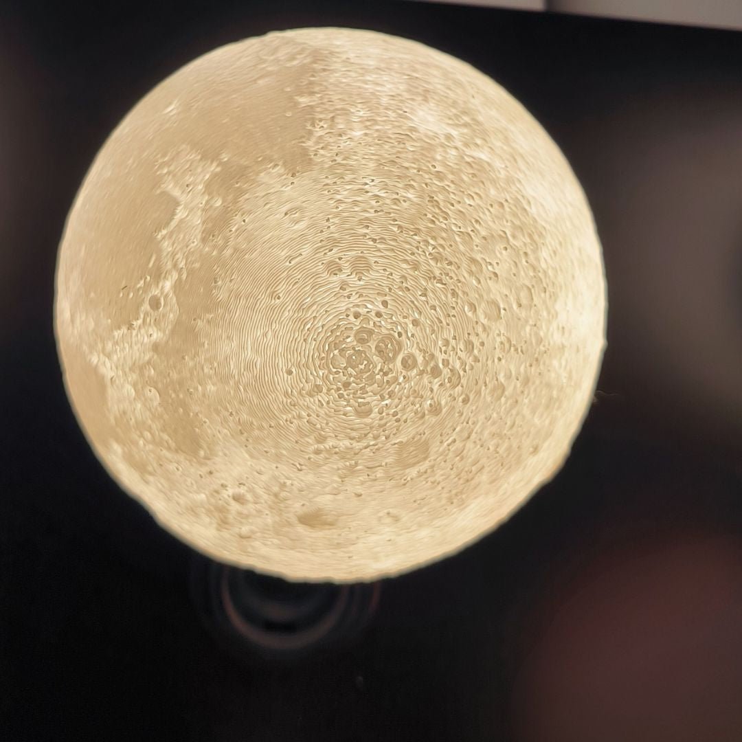 Bombilla LED Decorativa E27 Efecto Luna 3D Ø150 mm – Luz Ambiental 1
