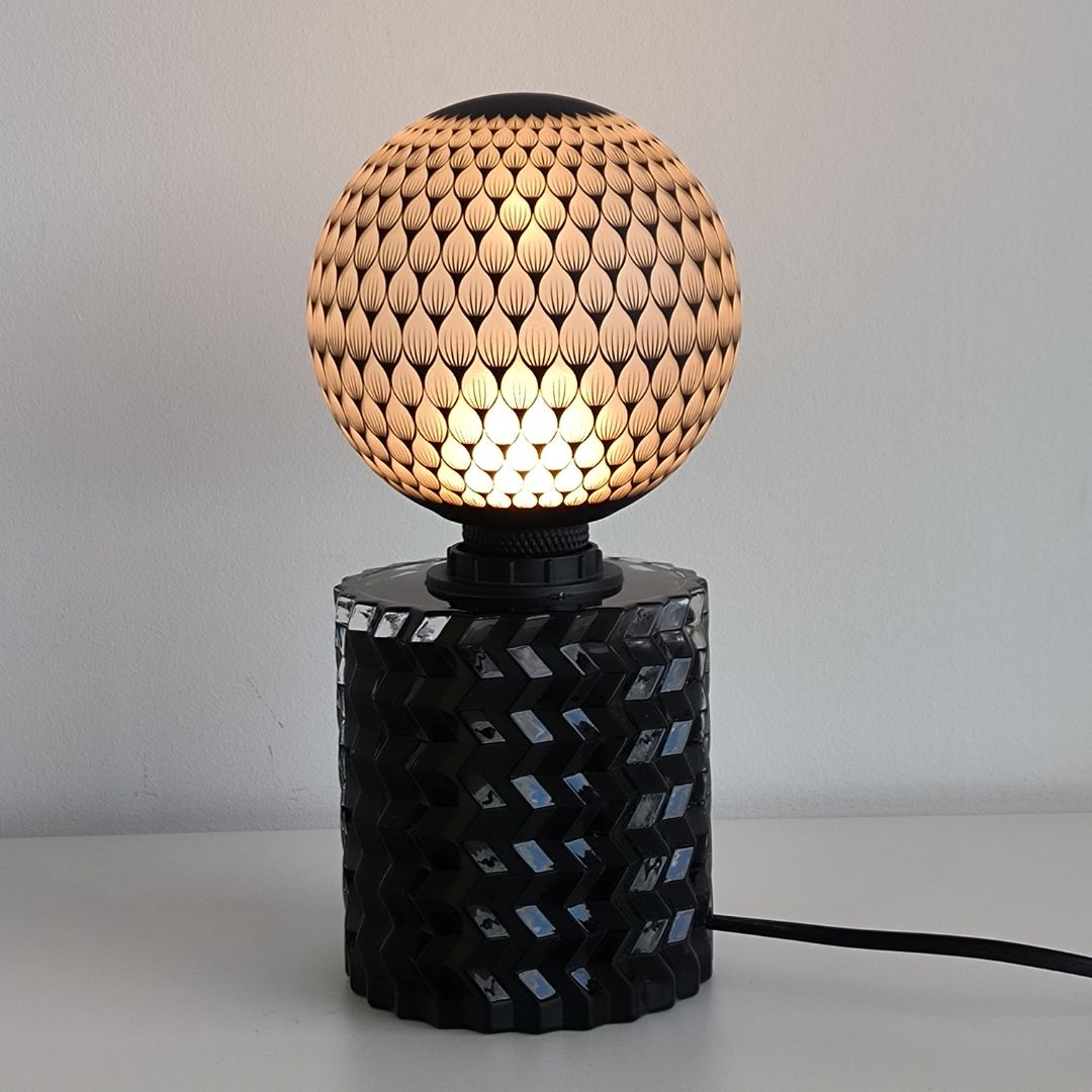 Bombilla Decorativa Led Pétalos E27 4w 3000k G125  Cristal Gris