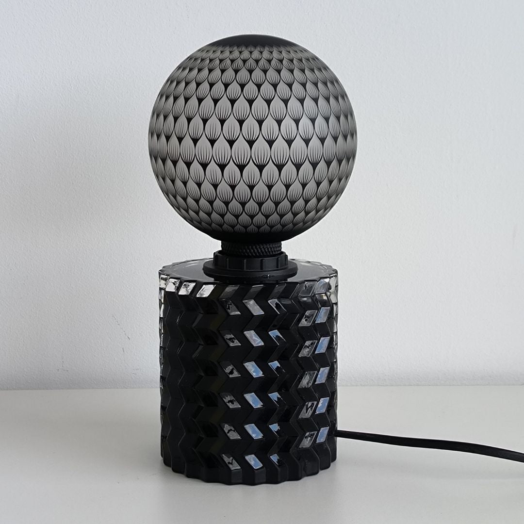 Bombilla Decorativa Led Pétalos E27 4w 3000k G125  Cristal Gris
