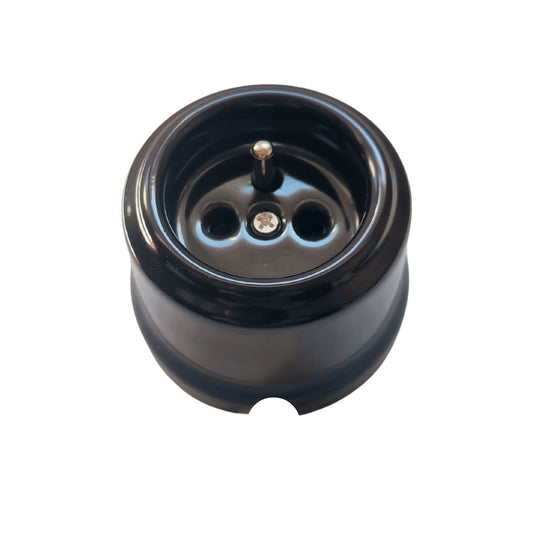 Enchufe Vintage de Superficie en Porcelana Negra – Tipo E Francés 16A 250V