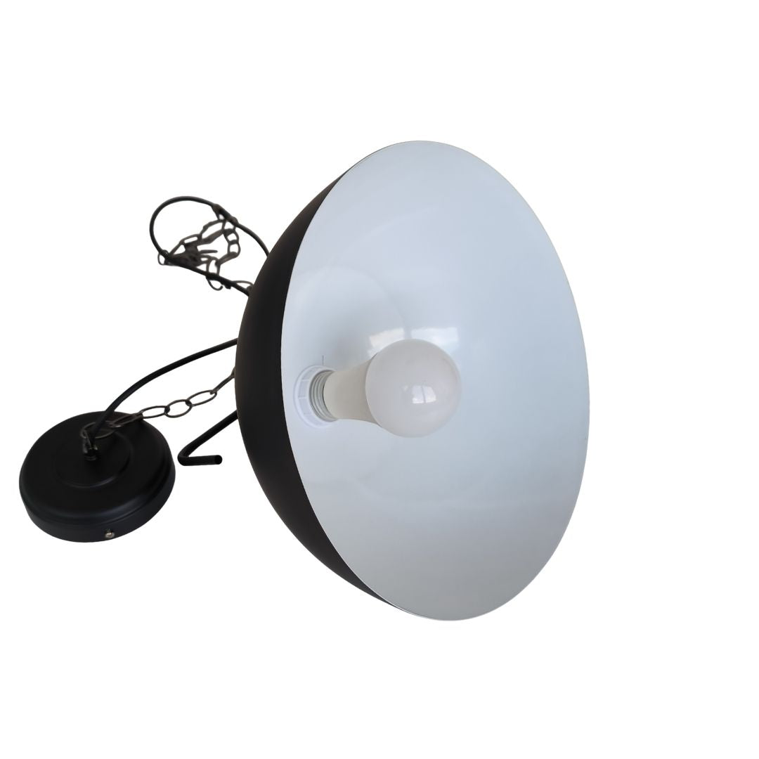 Lámpara colgante de techo negra mate con tulipa redonda e interior blanco