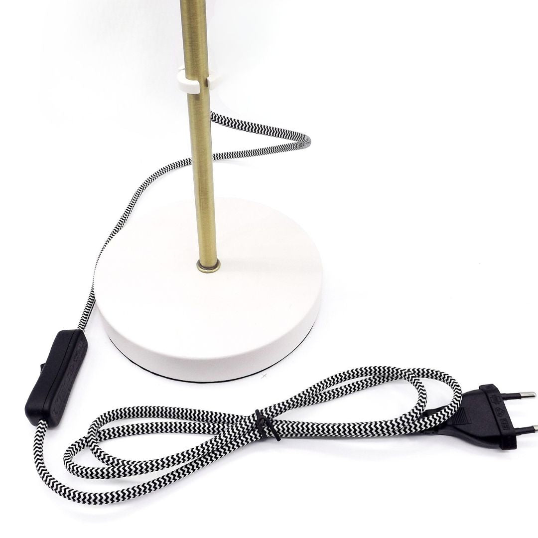 Lampe de table en métal blanc et doré avec abat-jour réglable