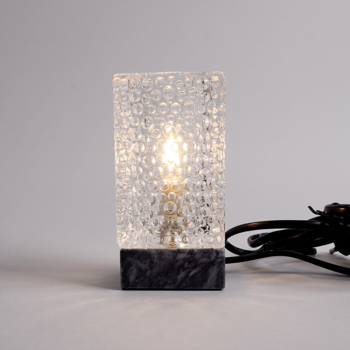 Lampe de Table Led Base en Marbre Noir et Abat-Jour en Verre