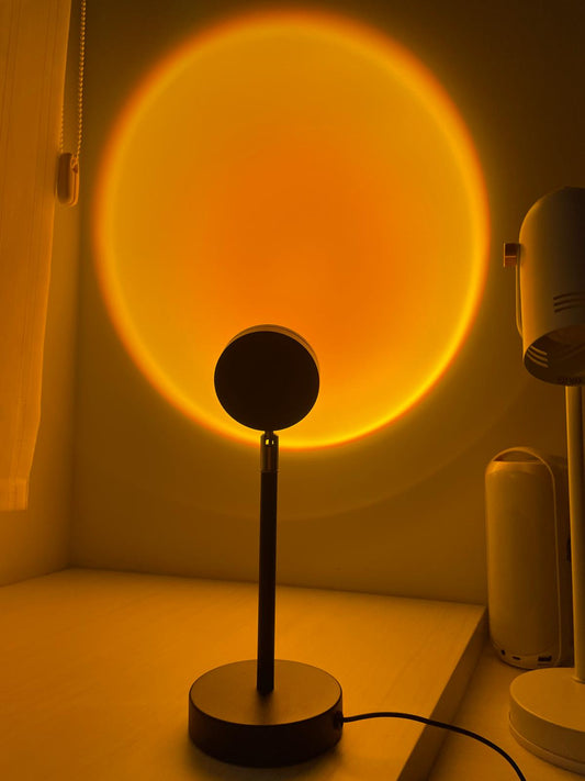 Lámpara de Mesa LED Sunset con Iluminación Cálida Ambiental y Cabezal Ajustable