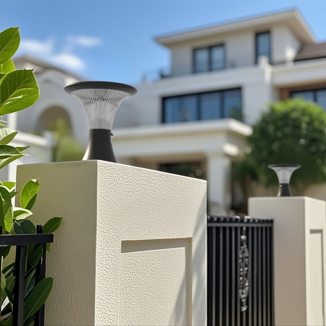 Cabeça conduzida solar 20w 4000k IP65 da luz de rua com sensor crepuscular