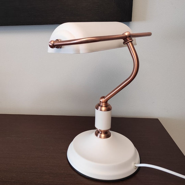 Lámpara de Escritorio Tipo Banquero Blanca y Cobre