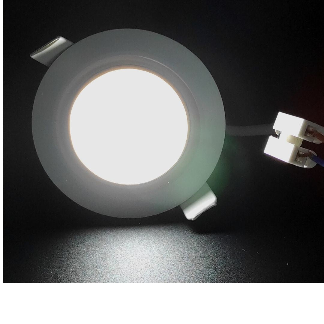 Downlight LED redondo embutido ajustável 8w corte 75 mm