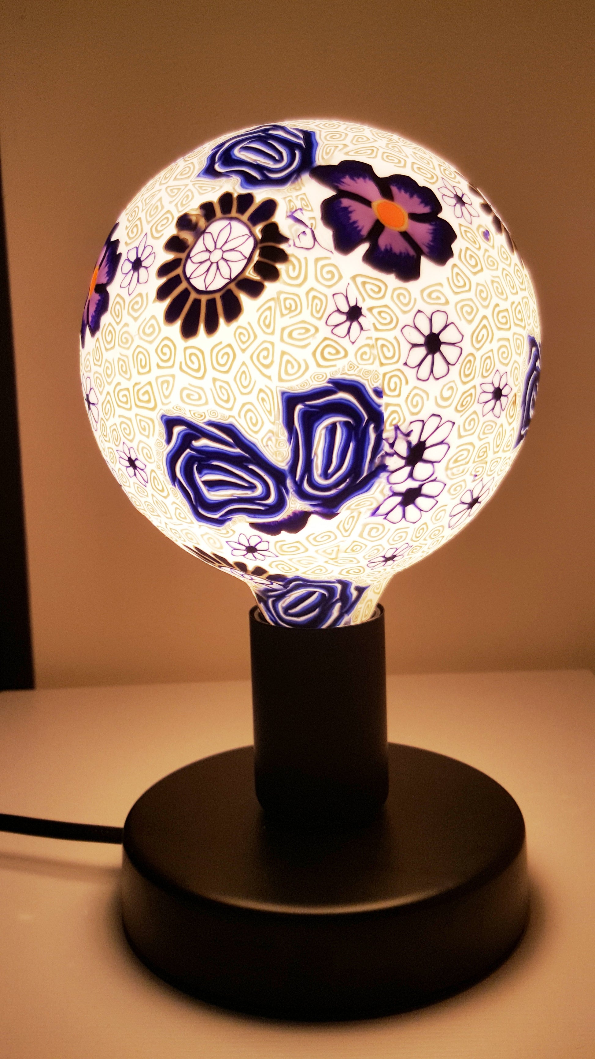 Bombilla Decorativa LED E27 4W 3000K Globo Silicona en Azul y Blanco 4