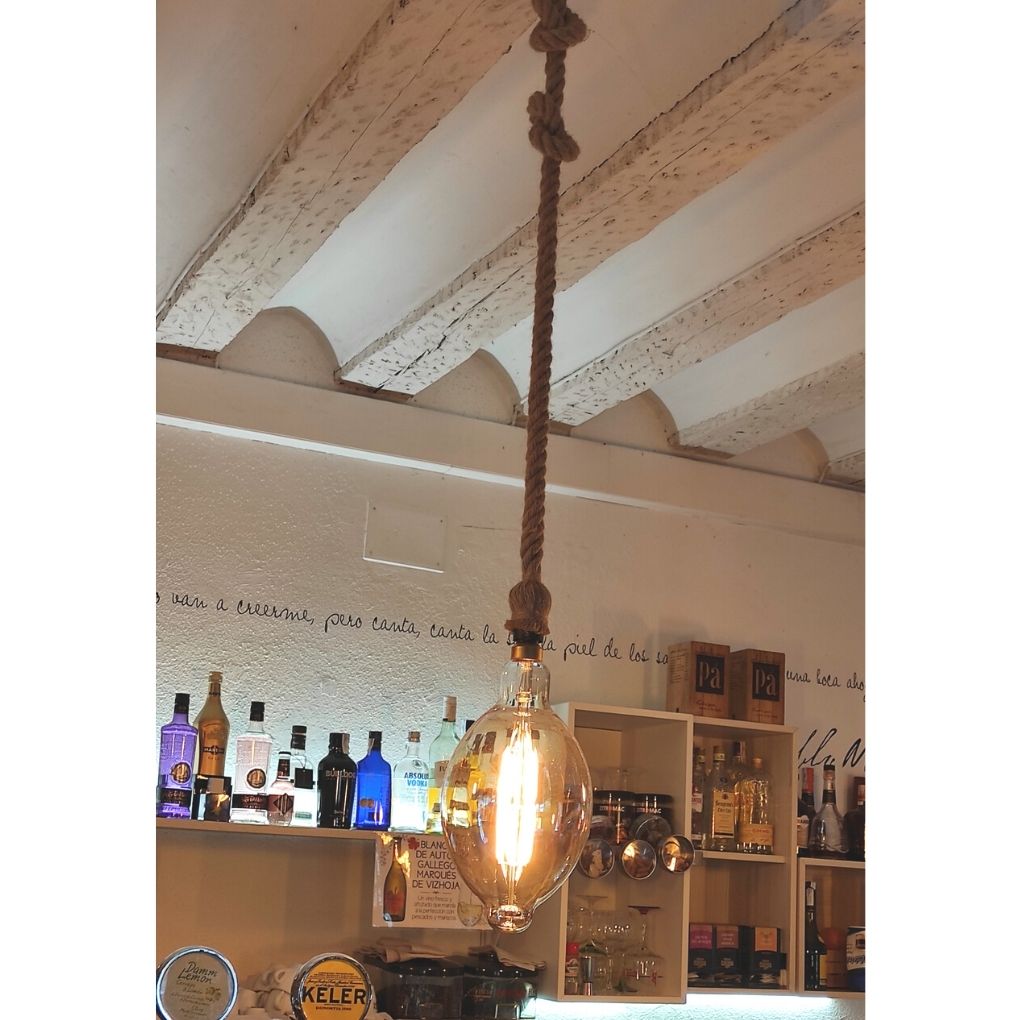 Bombilla Decorativa LED Grande E27 8w 2200K Cristal Dorado 2