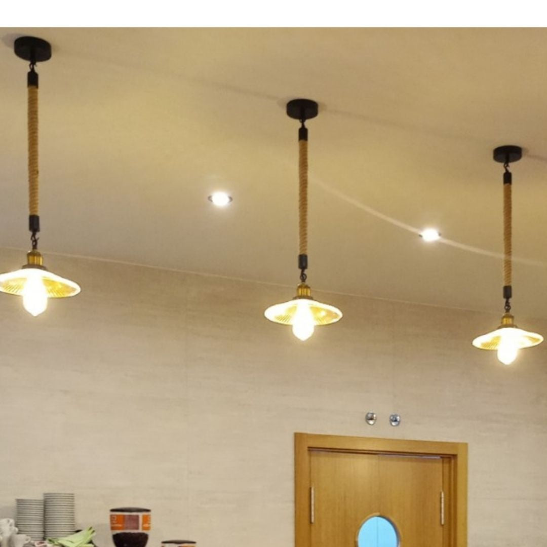Lámpara Colgante de Cuerda con Tulipa de Cristal Dorado- Elegancia y Estilo Rústico