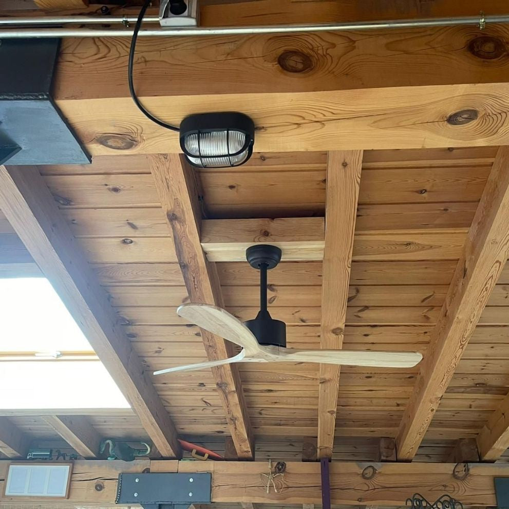 Ventilador de Techo Silencioso con Aspas de Madera