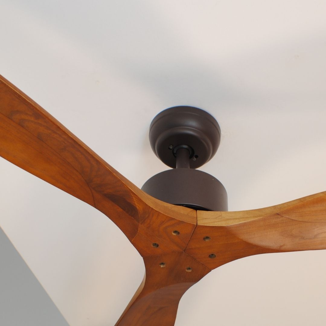 Ventilador de Techo con Motor 35w DC y 3 Aspas en Madera Oscura