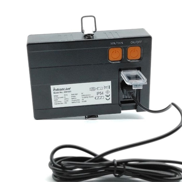 Foco Proyector Led de Trabajo Recargable con USB IP54 30W 6500K, 5mts cable 3 X 1,5 mm y cargador 12 V
